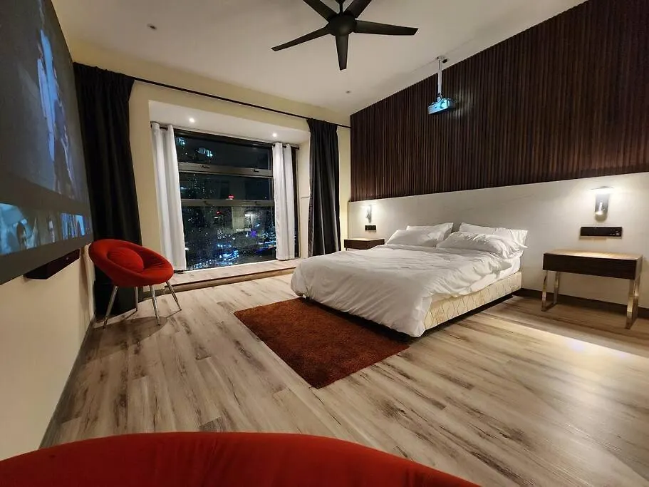 Apartment Desir Amorous Kl #Jacuzzi #Nflx #Prjscn120