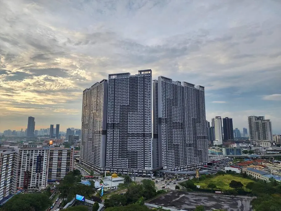 Apartment Desir Amorous Kl #Jacuzzi #Nflx #Prjscn120