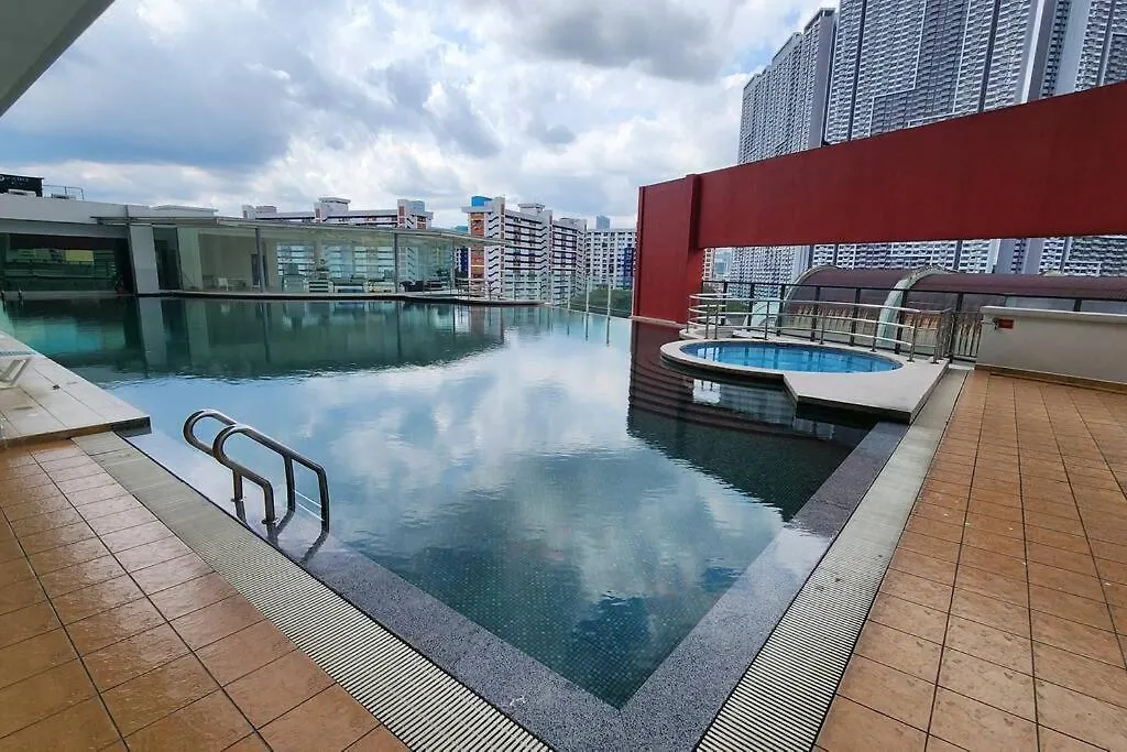 Desir Amorous Kl #Jacuzzi #Nflx #Prjscn120
